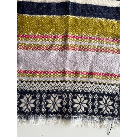 ZARA Multicolor Striped Snowflake Acrylic Knit Large Rectangle Blanket Scarf - Picture 3 of 9